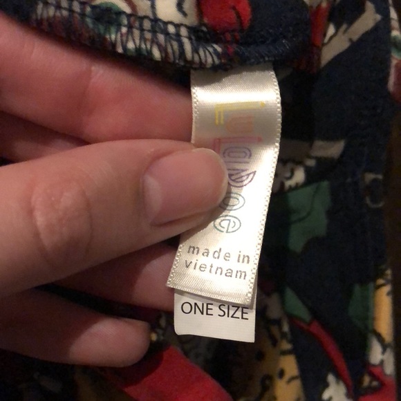 RARE! Lularoe Christmas leggings! Pug dogs and cats! - Picture 3 of 3